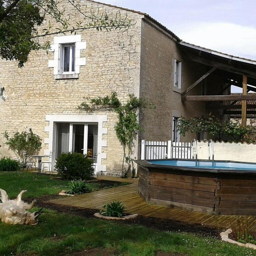 Le Logis De La Venise Verte Saint-Hilaire-la-Palud Esterno foto