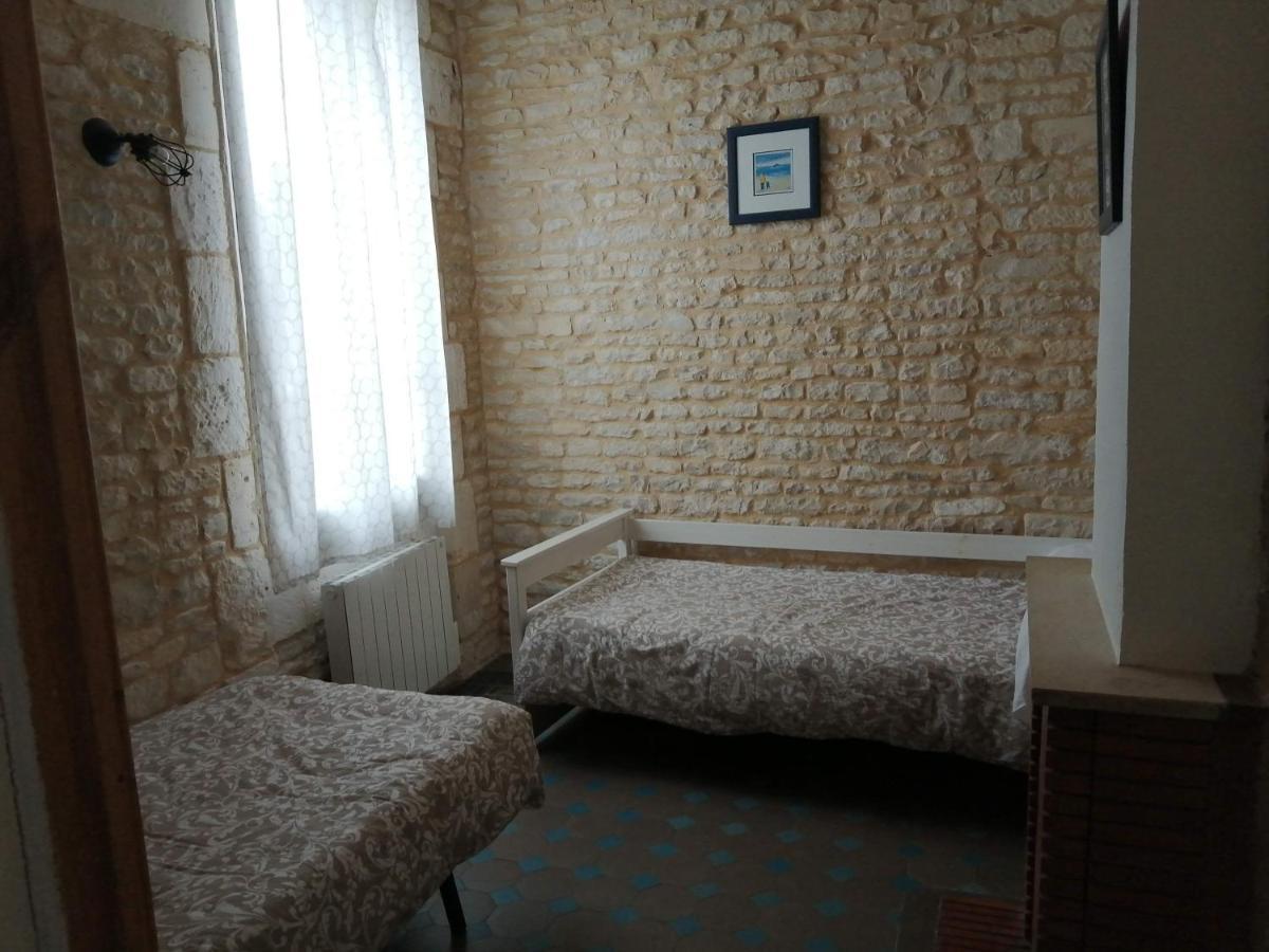 Le Logis De La Venise Verte Saint-Hilaire-la-Palud Esterno foto